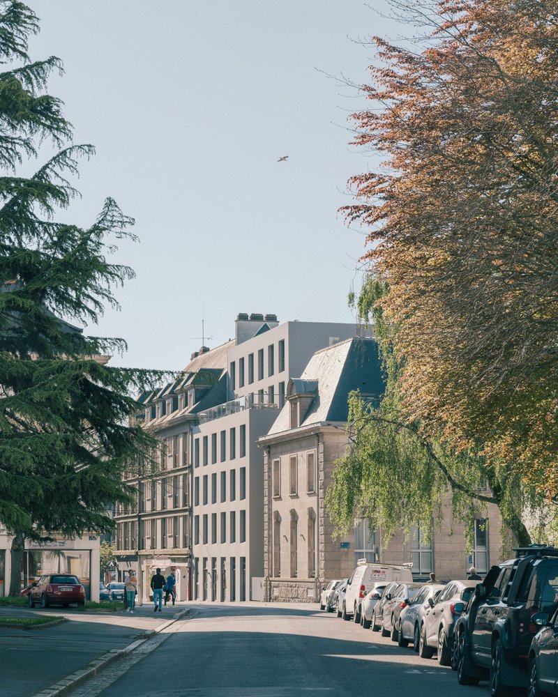 19 Collective Housing Units