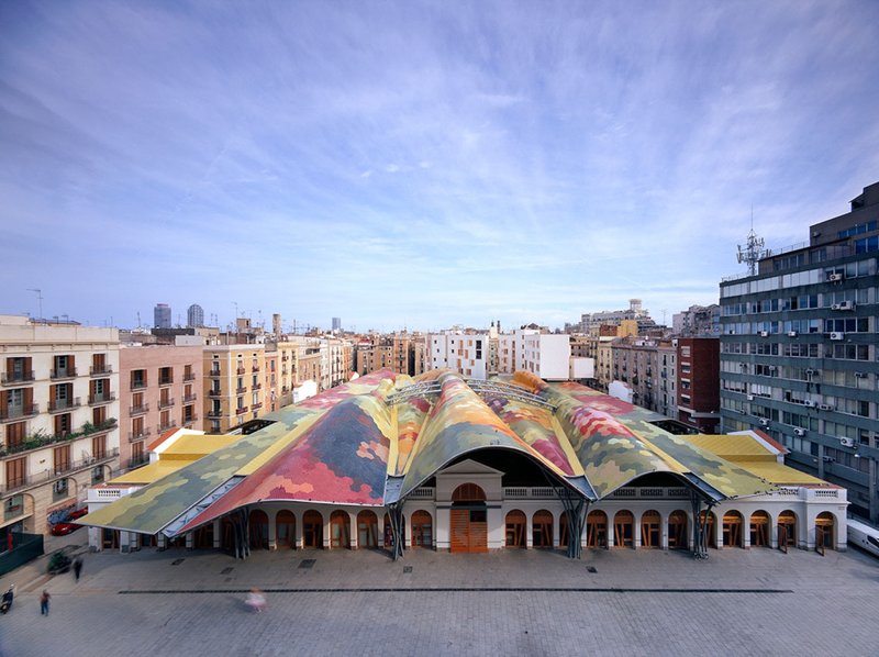 Barcelona Architecture City Guide: 30 Buildings and Places from Gaudí to Today - Image 7 of 34