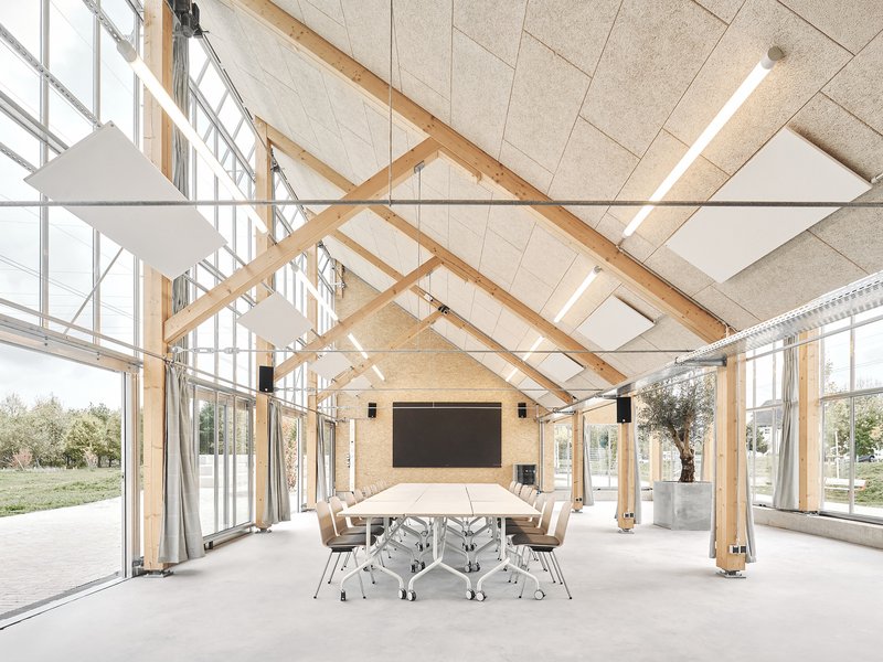 House of the Seasons / New Architekten + Jutta Albus Architektur - Interior Photography, Chair, Beam