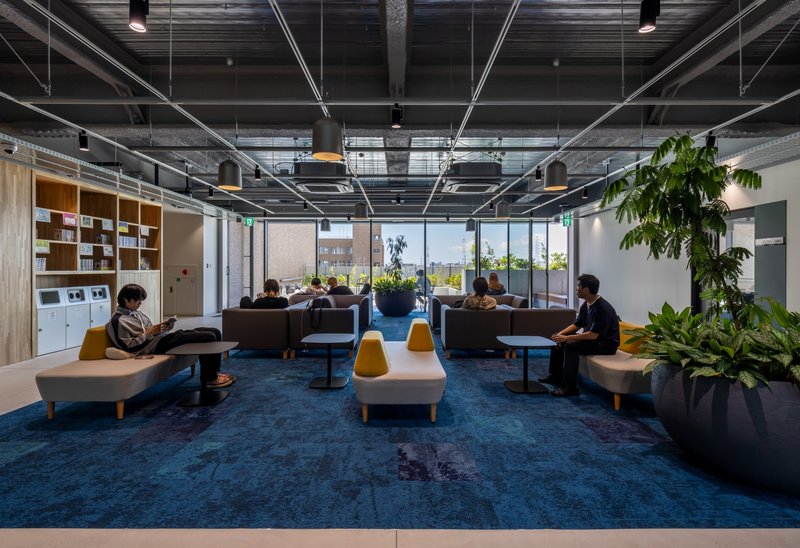 Hannan University Building 4 / Nikken Sekkei - Interior Photography, Living Room, Chair
