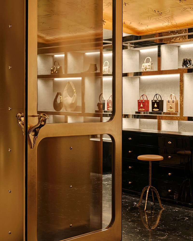 schiaparelli hong kong